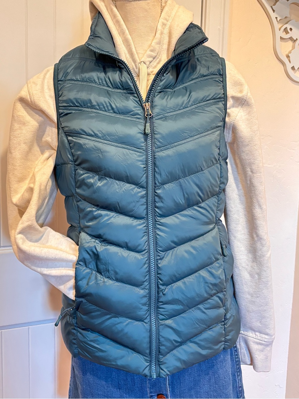 Teal Quilted Packable Puffer Vest - Women's size Small